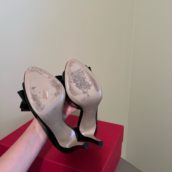 Valentino Garavani pumps
